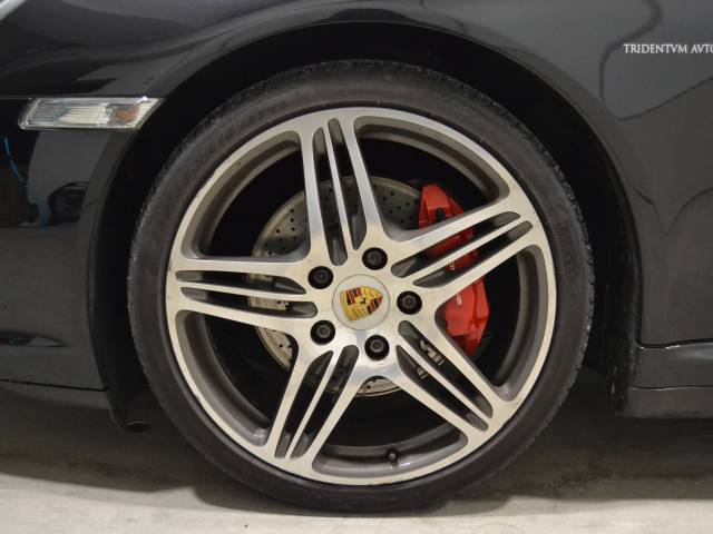Porsche 911 Carrera 4S