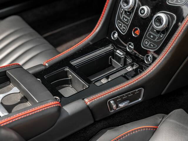 Aston Martin DB 9 GT Volante