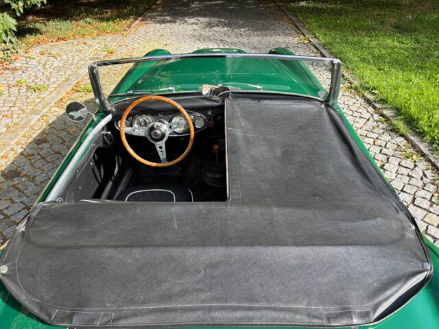 Austin-Healey 100/6 (BN6)