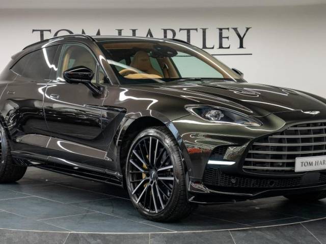 Image 1/26 of Aston Martin DBX 4.0 V8 (2022)