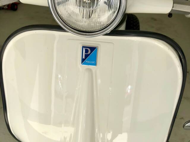 Piaggio Vespa 160 GS