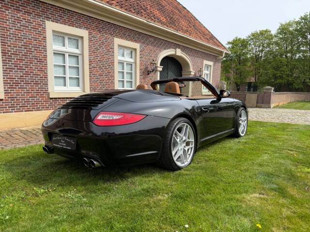 Porsche 911 Carrera