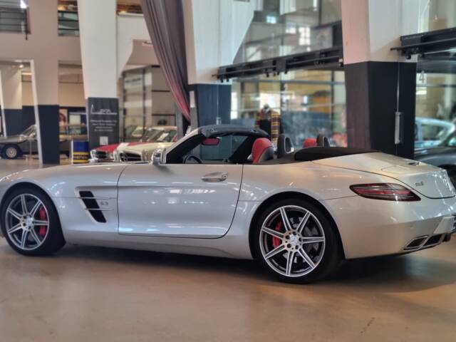 Mercedes-Benz SLS AMG Roadster