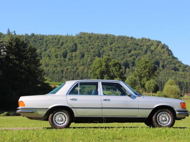 Mercedes-Benz 280 SE