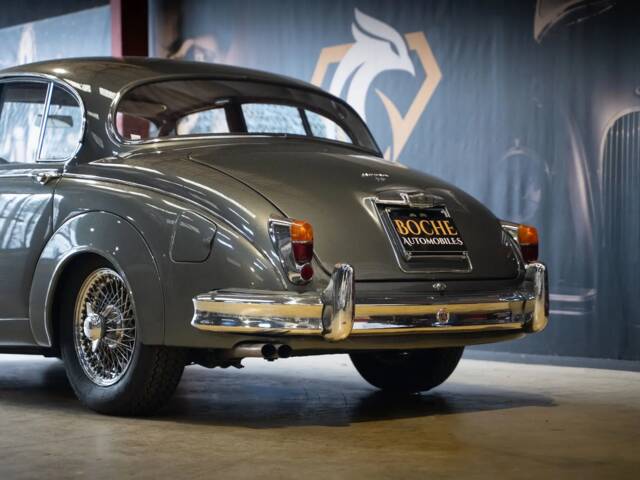Jaguar Mk II 3.8