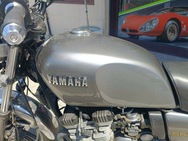 Yamaha XZ 550
