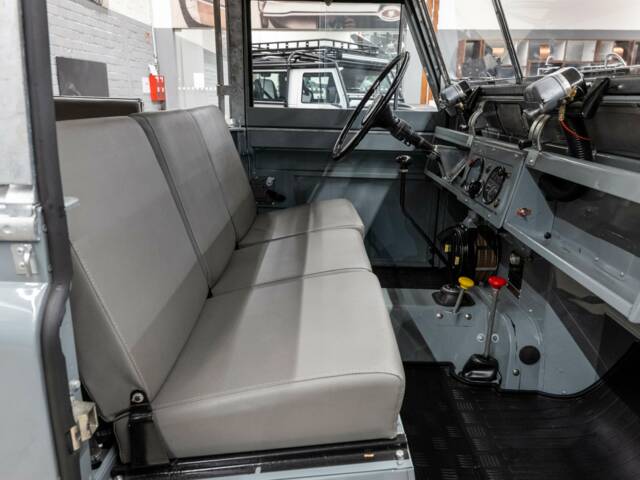 Land Rover 88