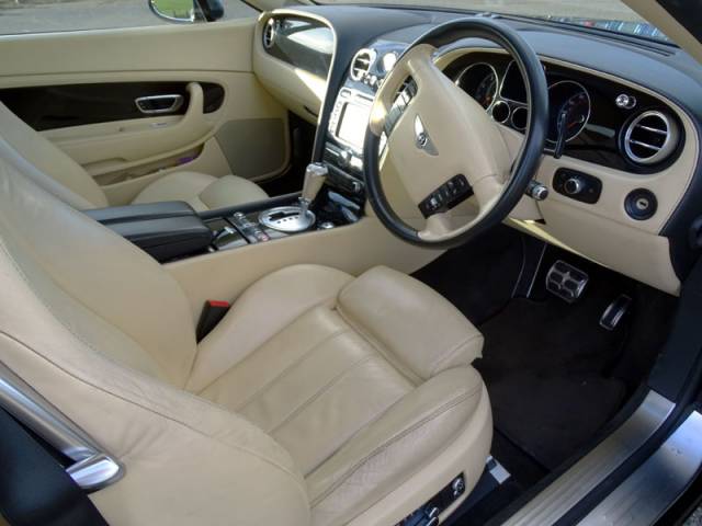 Bentley Continental GTC