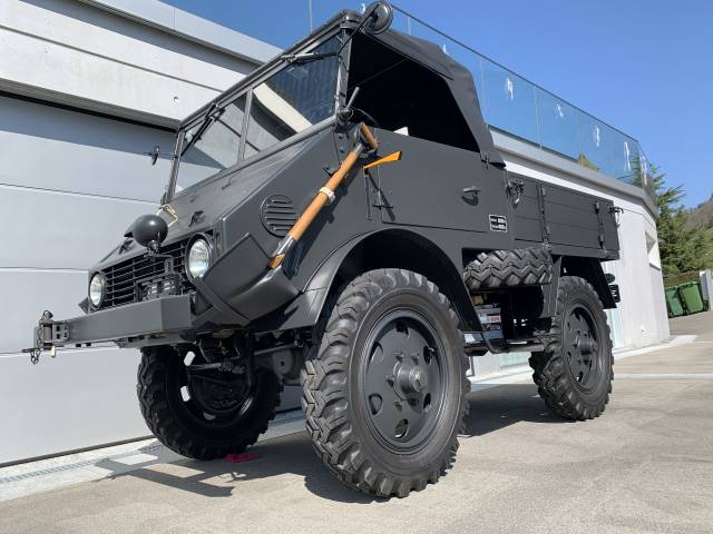 Imagen 1/8 de Mercedes-Benz Unimog 2010 (1952)