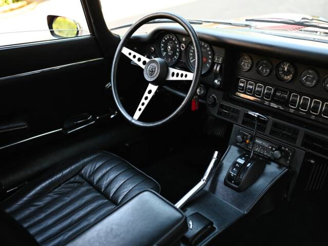 Jaguar E-Type V12 (2+2)