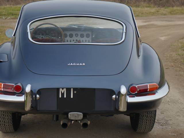 Jaguar E-Type 3.8