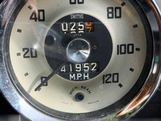 Austin-Healey 100/6 (BN6)