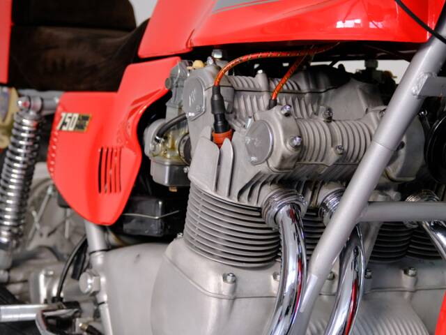 MV Agusta 750 S America