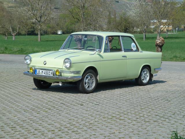 Image 1/19 de BMW 700 LS Luxus (1964)