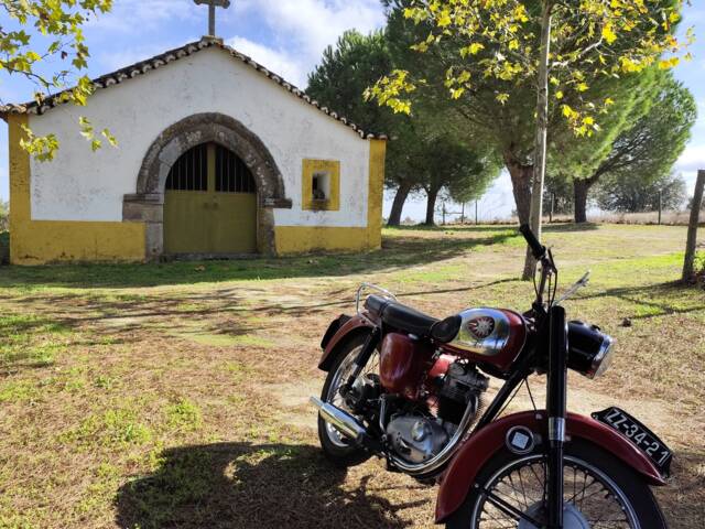 BSA B 44