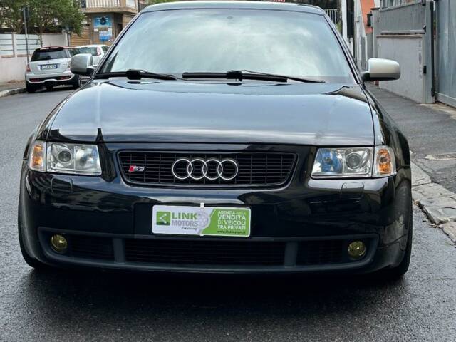 Imagen 1/10 de Audi S3 (2000)