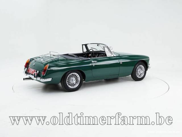 Image 1/15 of MG MGB (1965)