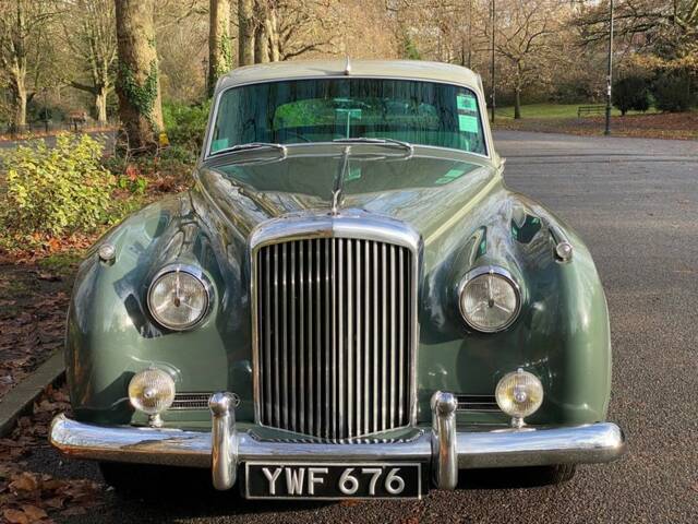 Bentley S 2