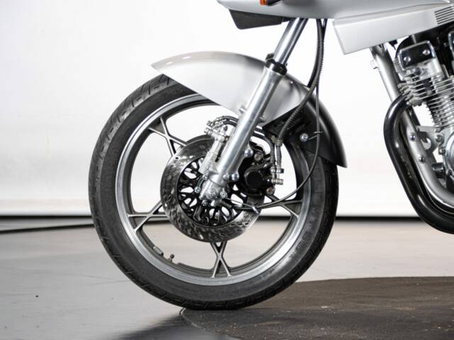 Suzuki GSX 750S Katana