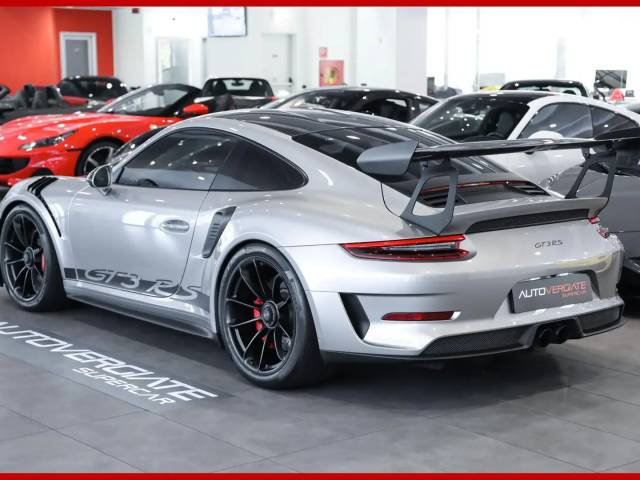 Porsche 911 GT3 RS Weissach