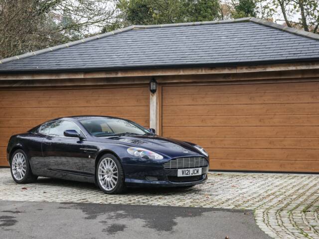 Image 1/20 of Aston Martin DB 9 (2005)