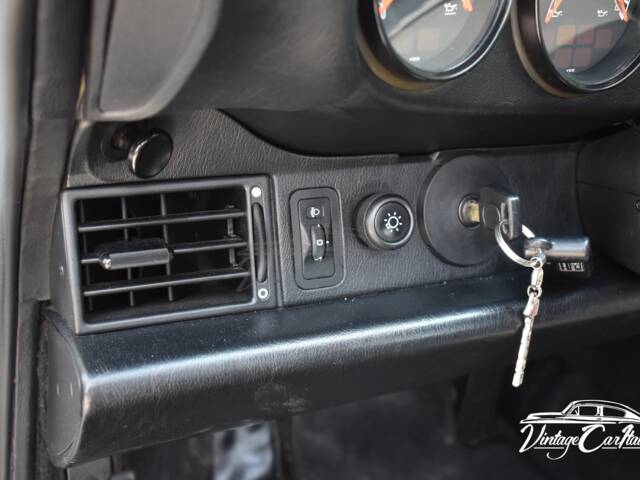 Porsche 911 Carrera