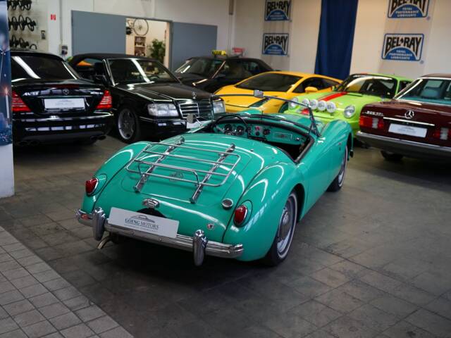 MG MGA 1500