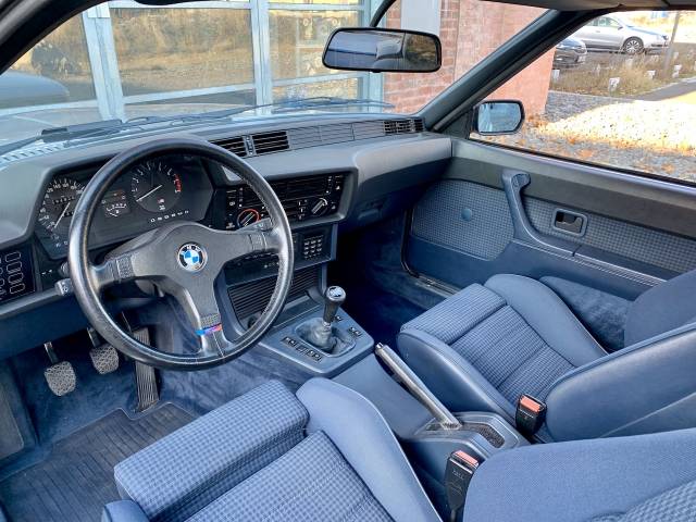 BMW M 635 CSi - BMW M635 CSi