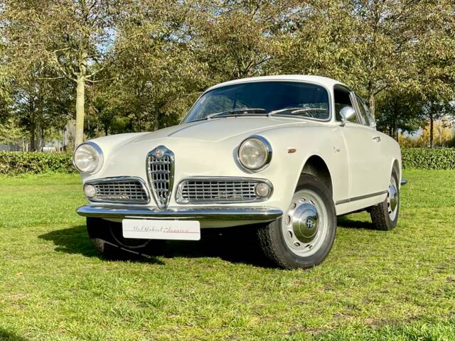 Alfa Romeo Giulia 1600 Sprint