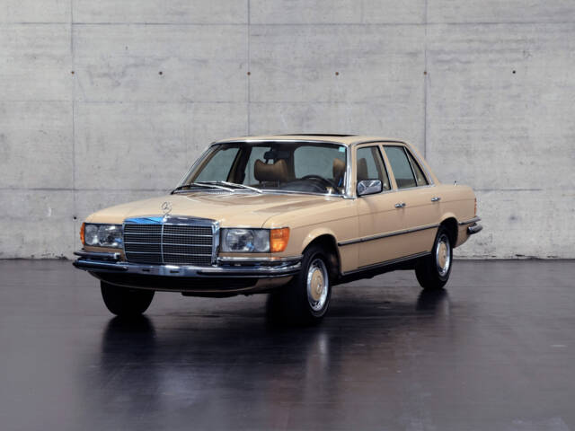 Image 1/24 of Mercedes-Benz 280 S (1975)