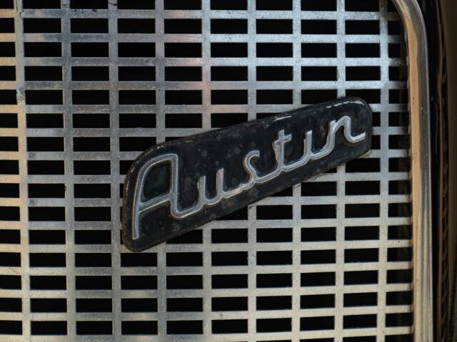Austin FX 4 D London Taxi