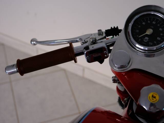 MV Agusta 750 Sport
