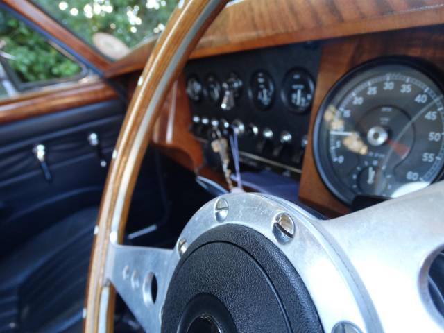 Jaguar Mk II 3.4