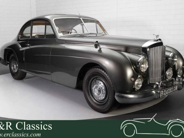 Image 1/19 of Bentley R-Type Continental (1954)