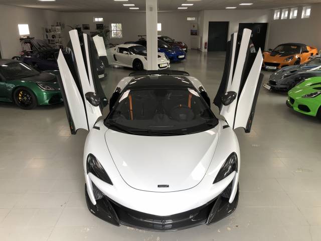 Image 1/41 of McLaren 600LT Spider (2019)