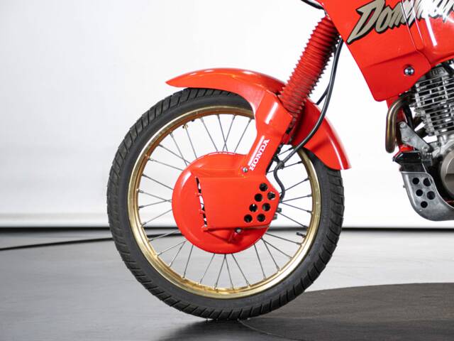 Honda NX 650 Dominator