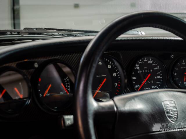 Porsche 911 Carrera