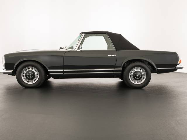 Mercedes-Benz 280 SL