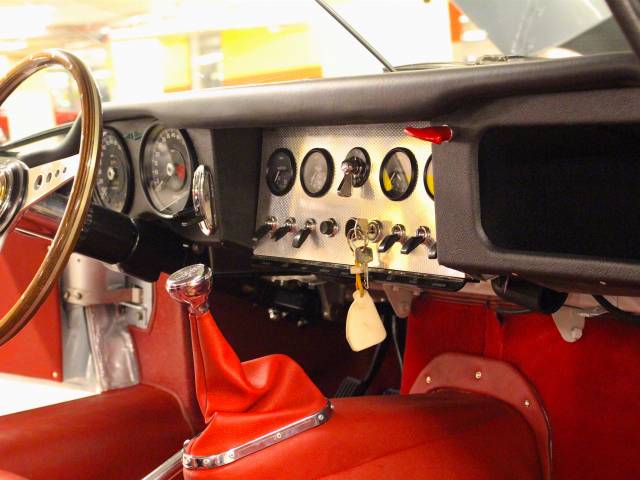Jaguar E-Type 3.8