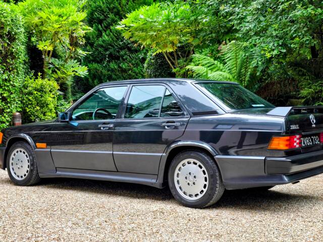 Mercedes-Benz 190 E 2.3-16