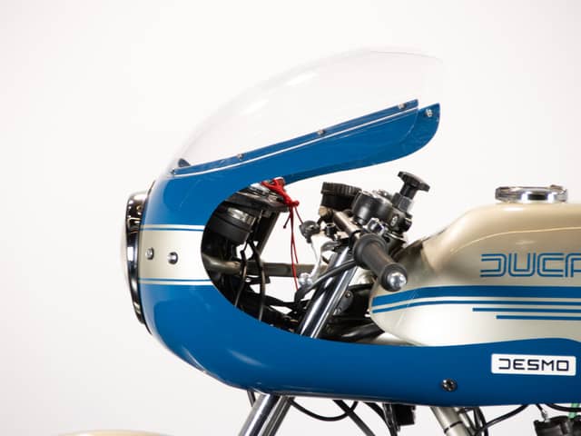 Ducati 900 SS