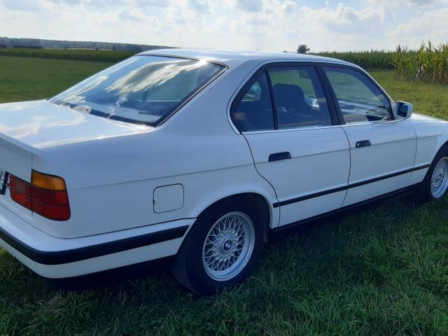 Бмв 520i 1990