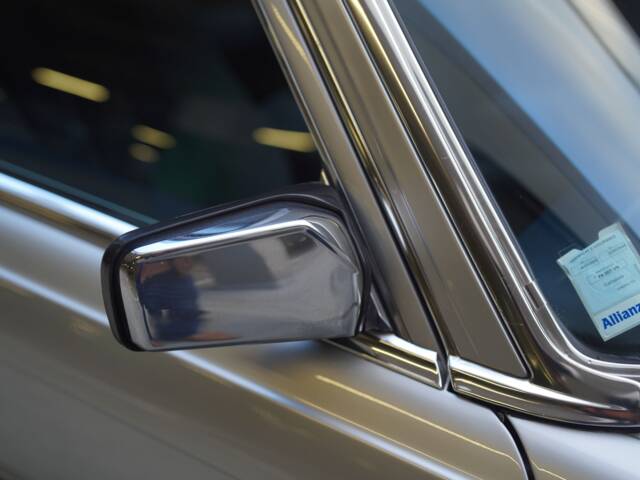 Mercedes-Benz 450 SEL 6,9