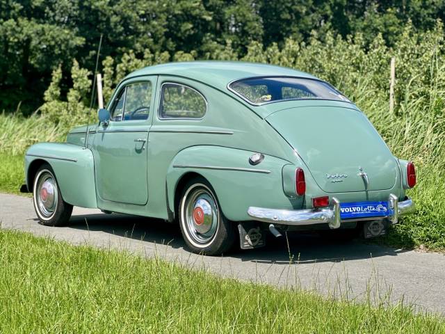 Volvo PV 544