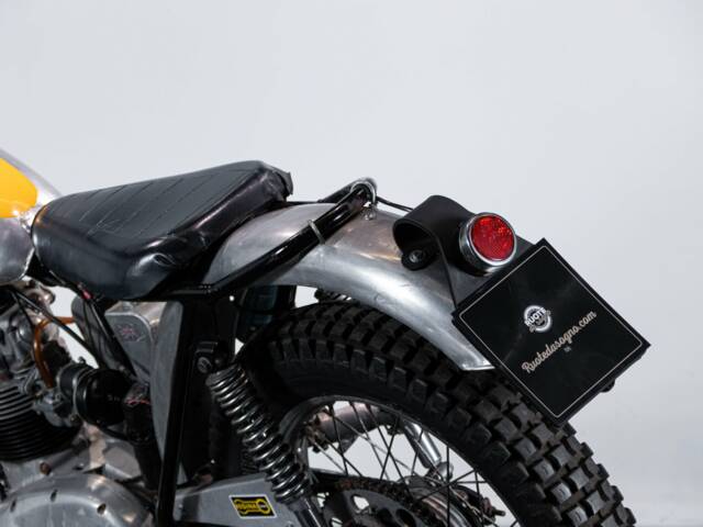 BSA 250 SS Gold Star