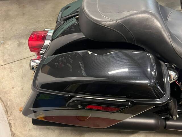 Harley-Davidson FLD Dyna Switchback