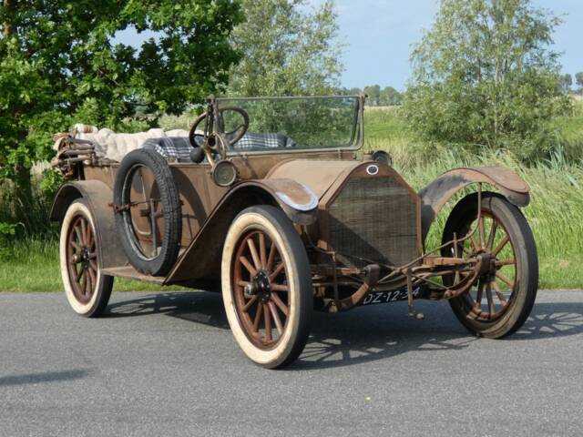 Regal Model T Underslung
