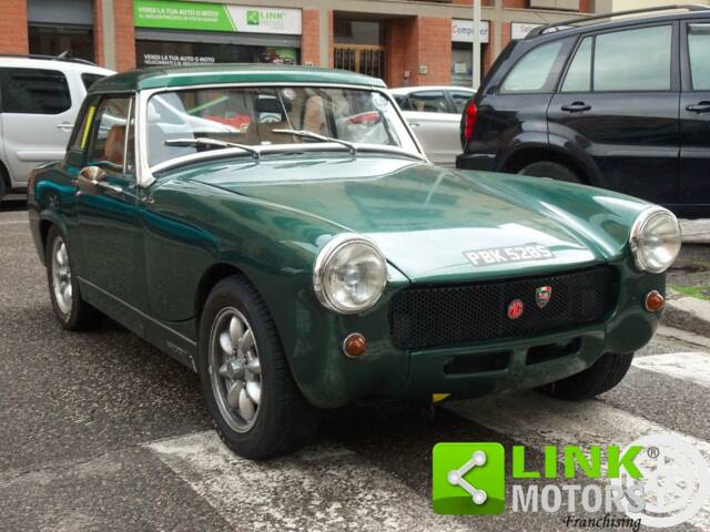 Image 1/10 de MG MGB GT (1977)