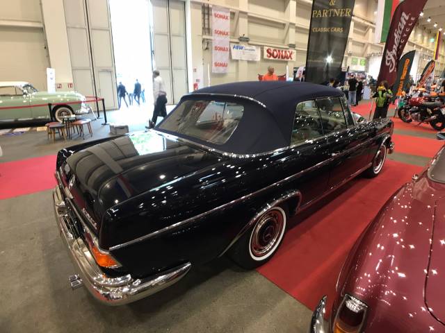 Mercedes-Benz 300 SE