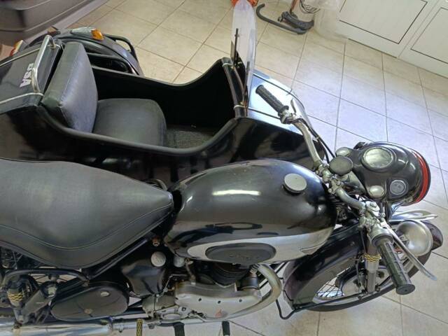 BSA A 10 Golden Flash